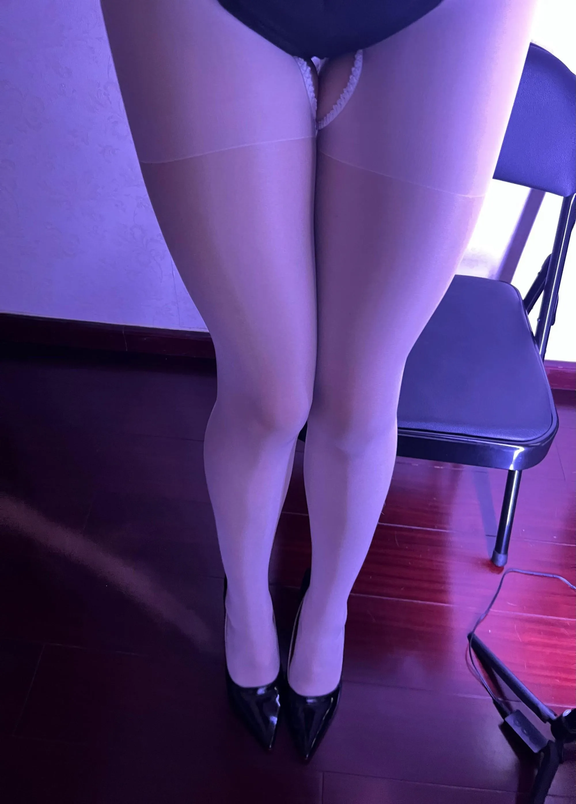NO.010 可可西yyy – 微密圈系列 勒肉白丝袜 [34P]插图3